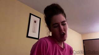 الخطوة اختي يجعل الخطوة أخي رعشة قبالة لها