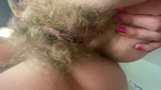 ���ეკვა თმები მოყვარული