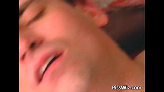 ���රිණත දුබුරු slut යෝජනාවකුත් කුකුළා ලක්වෙයි