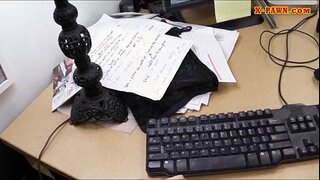 رجل عقدت صفقة مع الأعمال الساخنة امرأة لها المال