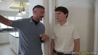 Мал Абонос Шанел Skye Не Анален Секс Со Голема Бела Dicks